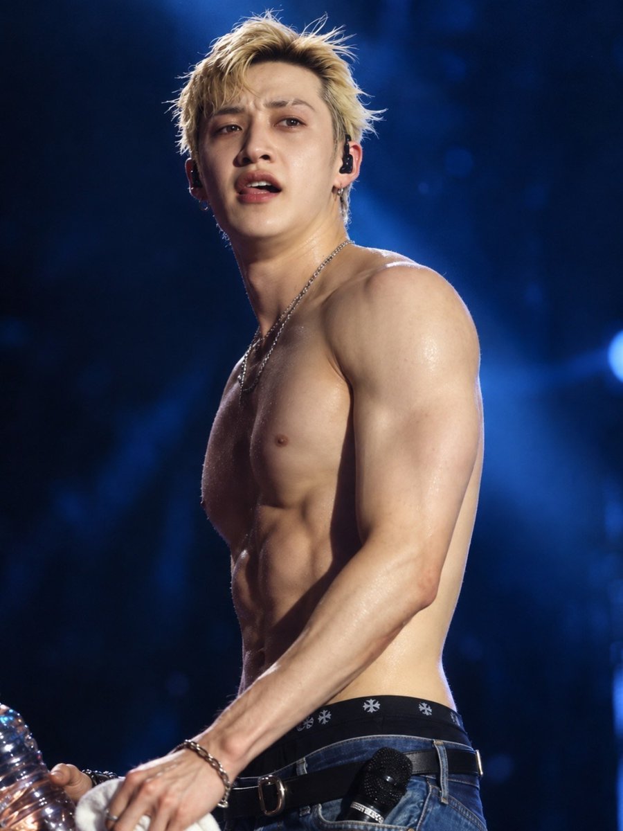 Smart_nam3's tweet photo. Oh he knew I was starving https://t.co/5SrPtIFLka