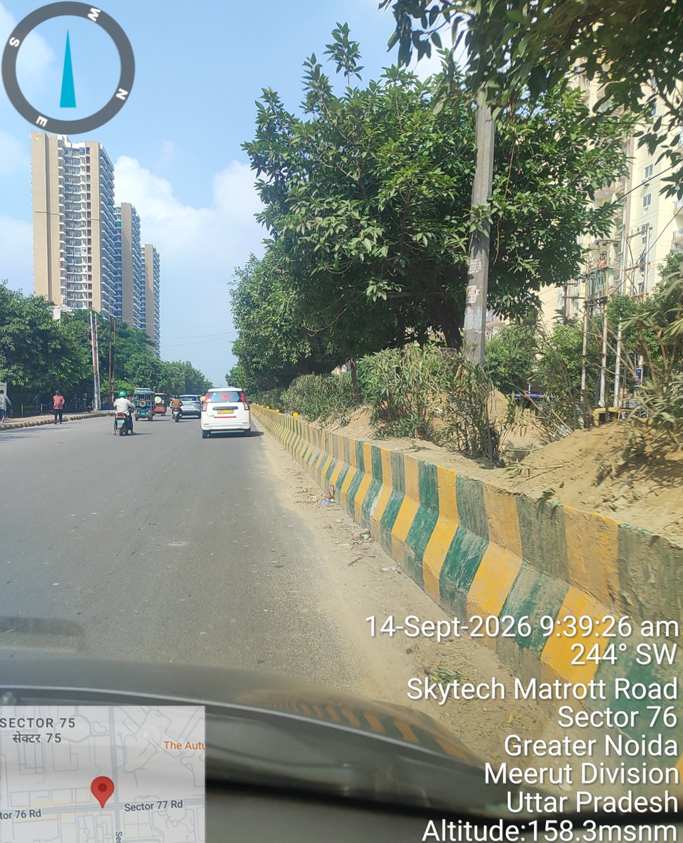 rockme26's tweet photo. #noida 
@CPCB_OFFICIAL @CAQM_Official 
Noida sector 76-77 main road,76-75 main road 
दोनों रोड पर सर्कल 06 साइन बोर्ड का काम कर रहा है 20 दिन से।
 सड़क को मिट्टी से भर दिया है।
 ऊपर से मशीन से सफाई नहीं होती
@CeoNoida @noida_authority 
जितना मर्जी लिखिए ना मशीन है न बैरिकेडिंग https://t.co/JpGthtXky9