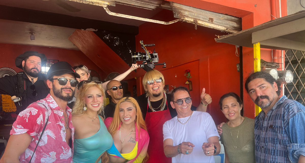 Datsy_Acuna1's tweet photo. Grabando andamos 🩷 https://t.co/JLvzoZbb13
