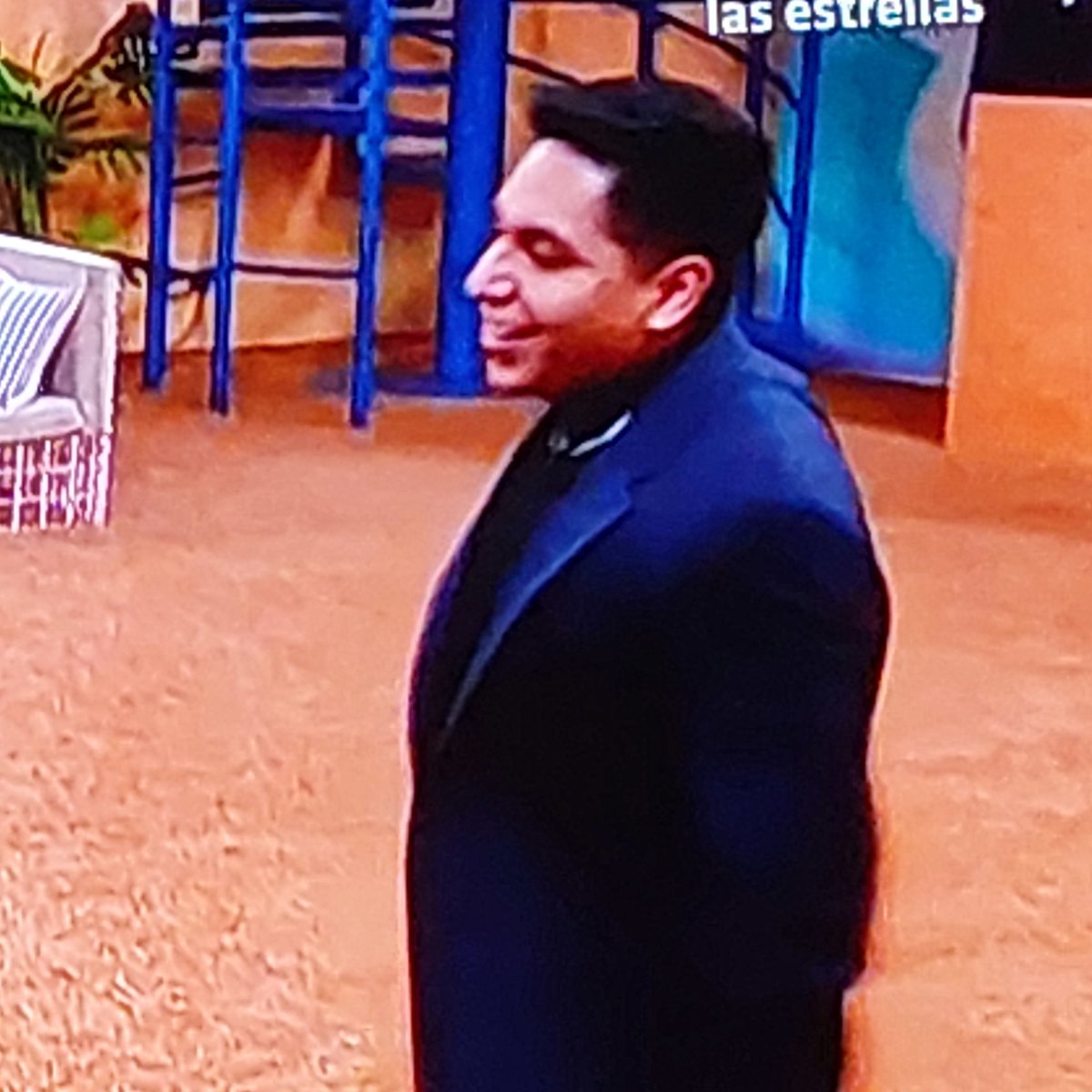 iBitHeart's tweet photo. La gente que se alegra que Massad se fue pero siguen votando por esta mierda misógina 😂🤣 sigue perdiendo México 
#LaCasaDeLosFamososMx https://t.co/GWcehyZYqj