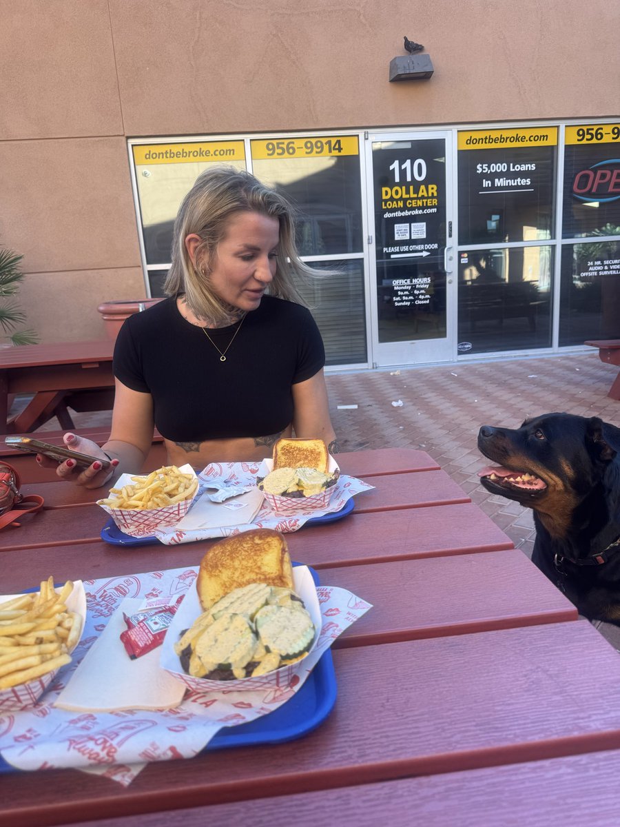 klwmma's tweet photo. We love 🍔 and 🍟 made in beef tallow https://t.co/P8W209PDeX