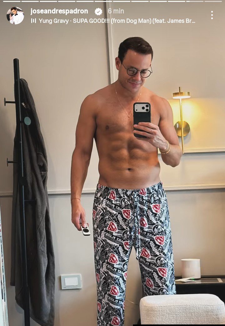 SinName012's tweet photo. @Georgon @Saezuniverso @signoleo68 @algracersx @elgoogleador @elenadrov1455 @AmazingPute @LaPortuLolipot @ivaandtr @Manutejodo @Jhessyta @MISSENTIRRADA @Ess2023_ @LaBrujaVzla @Vero_Langelinie @perrorabiosoooo @IndigoyAzul @Manu_jpg26 @BettCovenant @florrivero66 @nando86_ @TheSlyver @delijus567 @Beidagr18 @rhonyxavier_ @Gregojh1 @jeanf94781 @fdbc1993 @eldepuertoordaz @inesmariab @ChuchoRomeero @Queenysmar @YOLANDABONITA @rhL_93 @RaibethBorges @RayoCandela @StephySmilov @AntiOsmi @puzzlo Y el trozo de este otro penco. Anda por allí también quien lo tiene https://t.co/QWZLguYq15