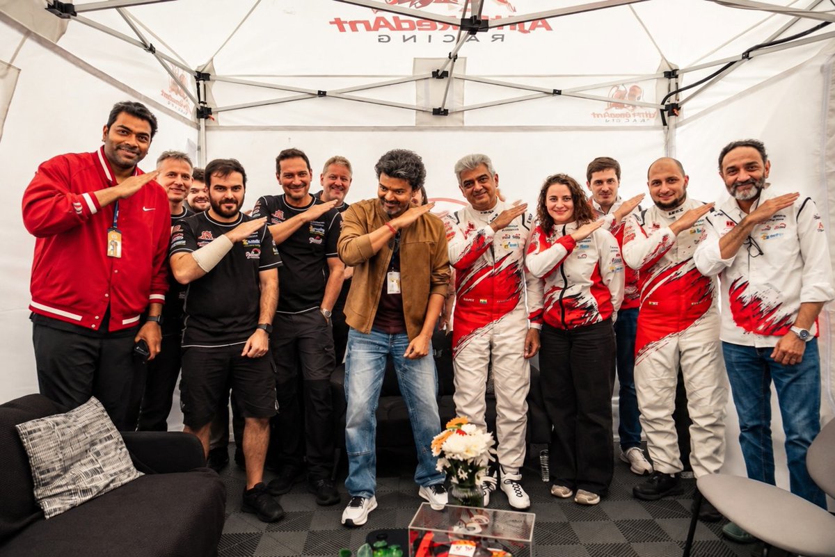 SpeedyTeamCric's tweet photo. Climax Of SilverStone London 🔥 

#CMVijay #ThalapathyVijay #Ajithkumar https://t.co/kUYxAJmkP2