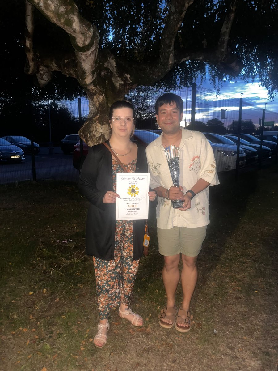 CHNursinghome's tweet photo. We’re very pleased to share that our courtyard has received a Gold award after being named a joint winner in the 2026 Frome in Bloom competition!

#FromeInBloom #FromeSomerset #Community #WellLed #Responsive https://t.co/0LZpjMz4rb
