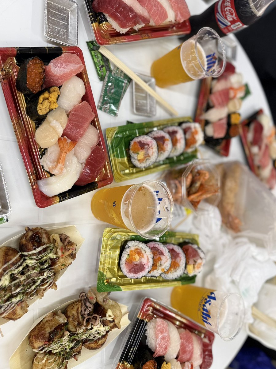 hitty_dio's tweet photo. 改めて新潟遠征充実してた！⛰️⛩️🍣🌊

負けるといつも「試合前楽しみすぎたらダメ。」「試合に集中！」と反省するんだけど、良い思い出残るから別にいいよな？笑

新潟でお世話になったみなさん、
本当にありがとうございました！！

#山形サポ新潟遠征 (完) https://t.co/r6Pc02Exeu
