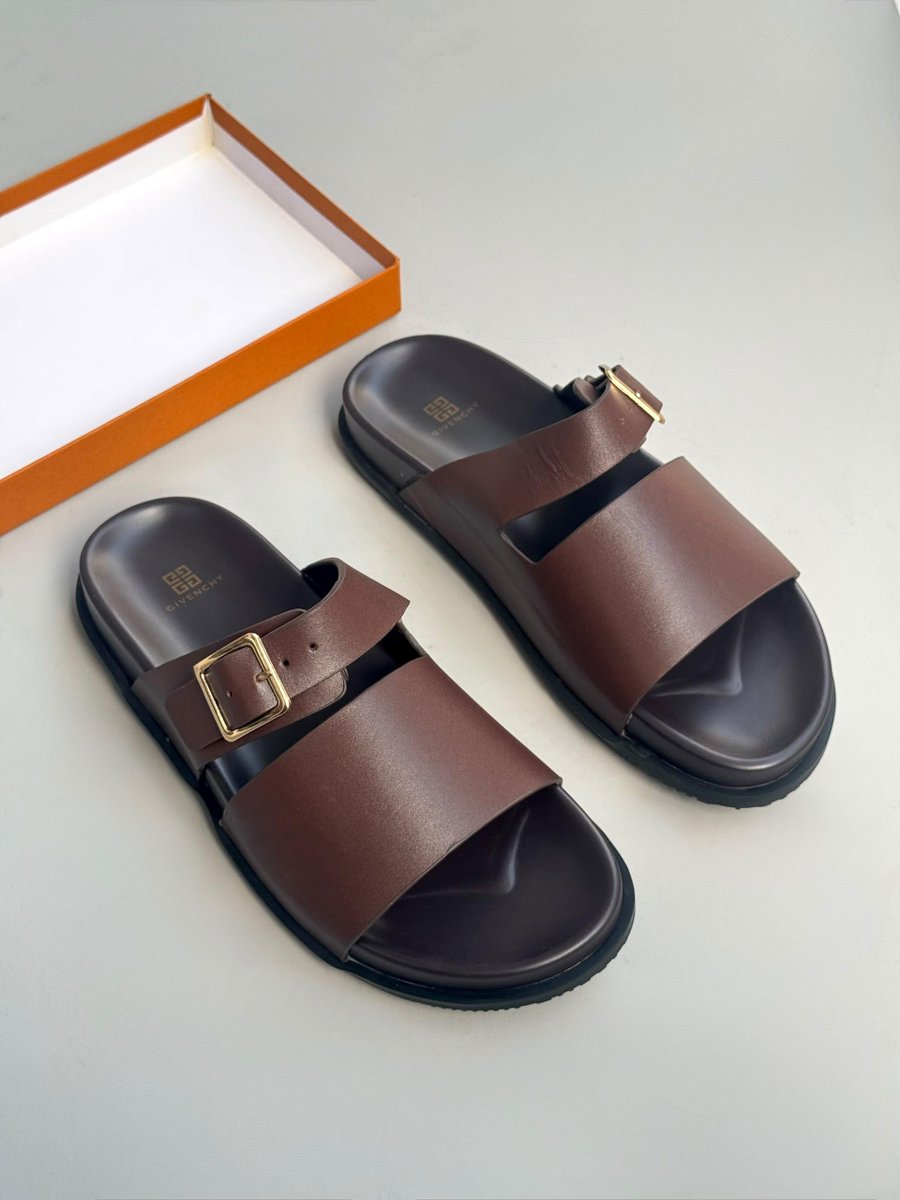 Utamkid1's tweet photo. QUALITY SENDOZ AVAILABLE🔥🔥🔥
Size : 39,40,41,42,43,44,45,46
Price 65k tu
Calls, Texts &amp; Wat’Assp 0717969170
Tunapatikana Dar 
Tunafanya delivery 
Tunatuma mikoa yote.
Hermes OG
#NGUO #ONLINESHOPPING #TANZANIA #ONLINESTORE #Deriverycountrywordwide https://t.co/5WCub4pWmv