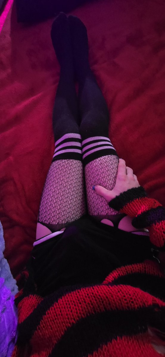 ThatPupRy's tweet photo. Bwah :3

#trans #transgender #transfemme #femboy #femboys https://t.co/mIAhWNR4oq