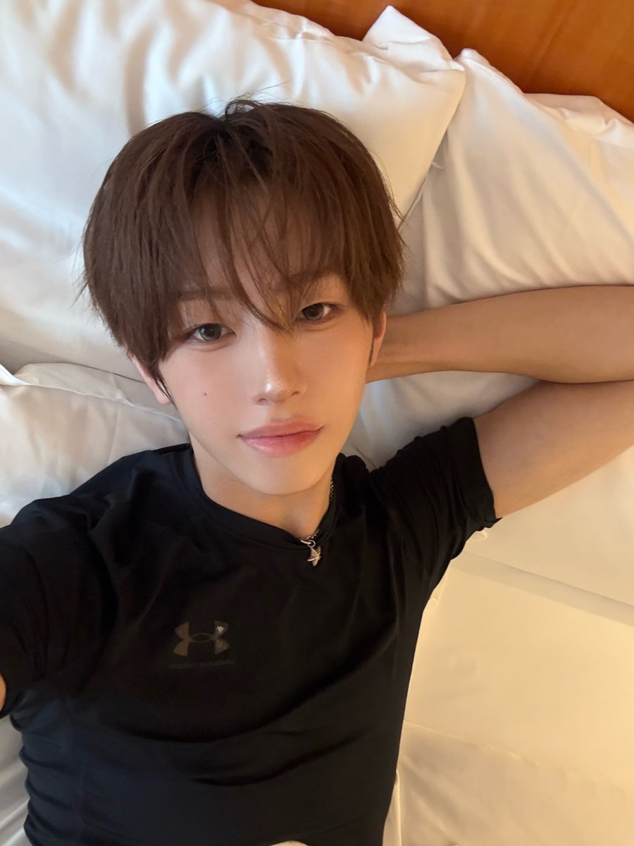 idntt_cosmo's tweet photo. 언제 만날래?

#idntt #아이덴티티
#yesweare #박누리 #parknuri https://t.co/CHUMstKcBe