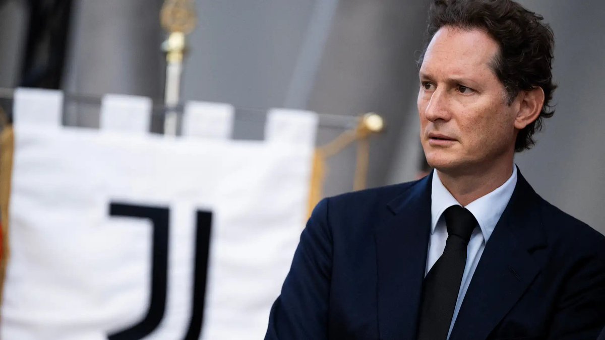 ZZilianismo's tweet photo. Sei allenatori in sette anni, centinaia di milioni spesi, una collezione sterminata di mezzi giocatori e ancora nessuna traccia di gioco.
La #Juventus perde 3-2 col #Sassuolo e completa definitivamente la trasformazione nell’#Inter di #Moratti.
Ora manca soltanto uno come #Facchetti che telefoni a #Orsato per chiedere un bel 5-4-4. Dopotutto "è determinante" (cit.)
Nostalgia.

RT se sei d’accordo.
#SerieA #Elkann #Agnelli