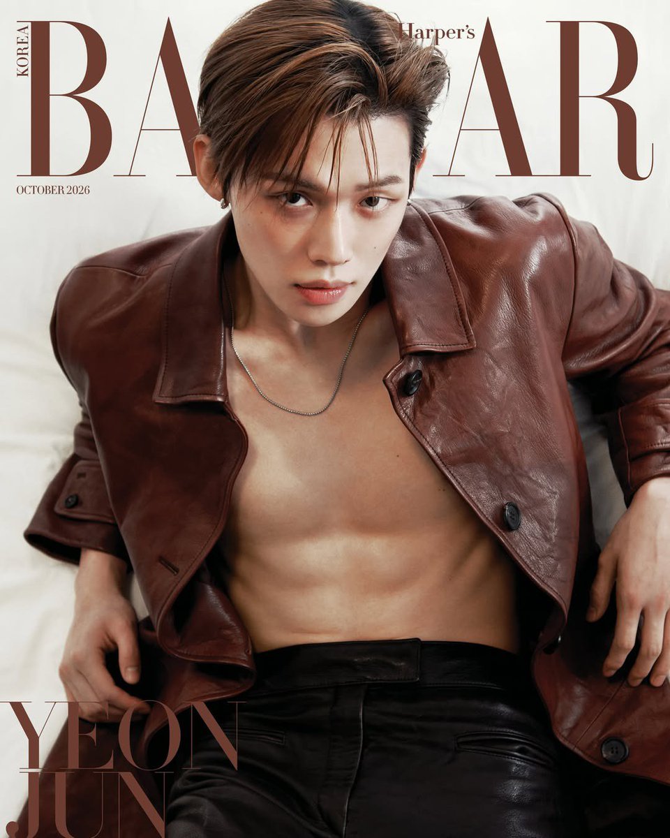 TXTChartData's tweet photo. YEONJUN for Harper’s BAZAAR October issue with MiuMiu 

#YEONJUN #연준 https://t.co/sBMxRNGahA