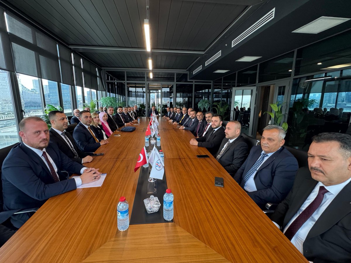 devletsert's tweet photo. 2.Olağan Genel Kurullarını tamamlayarak çalışmalarına başlayan Adıyaman, Aydın, Gaziantep, Kahramanmaraş, Malatya ve Van Şubelerimizin görev dağılımlarını gerçekleştirdik.

Şube Başkanlarımızı ve Yönetim Kurulu üyelerimizi tebrik ediyor, yeni dönemde görevlerinde başarılar diliyorum.

Rabbim, hayırlı hizmetler yapmayı nasip etsin.