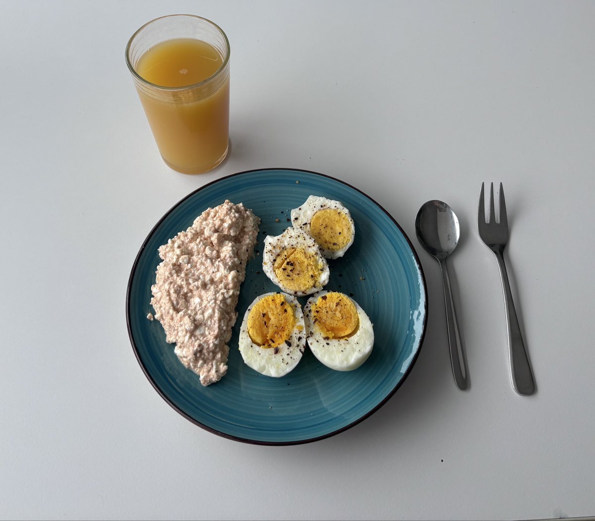 hwaliciouscal's tweet photo. Breakfast https://t.co/RBYcXldKV4