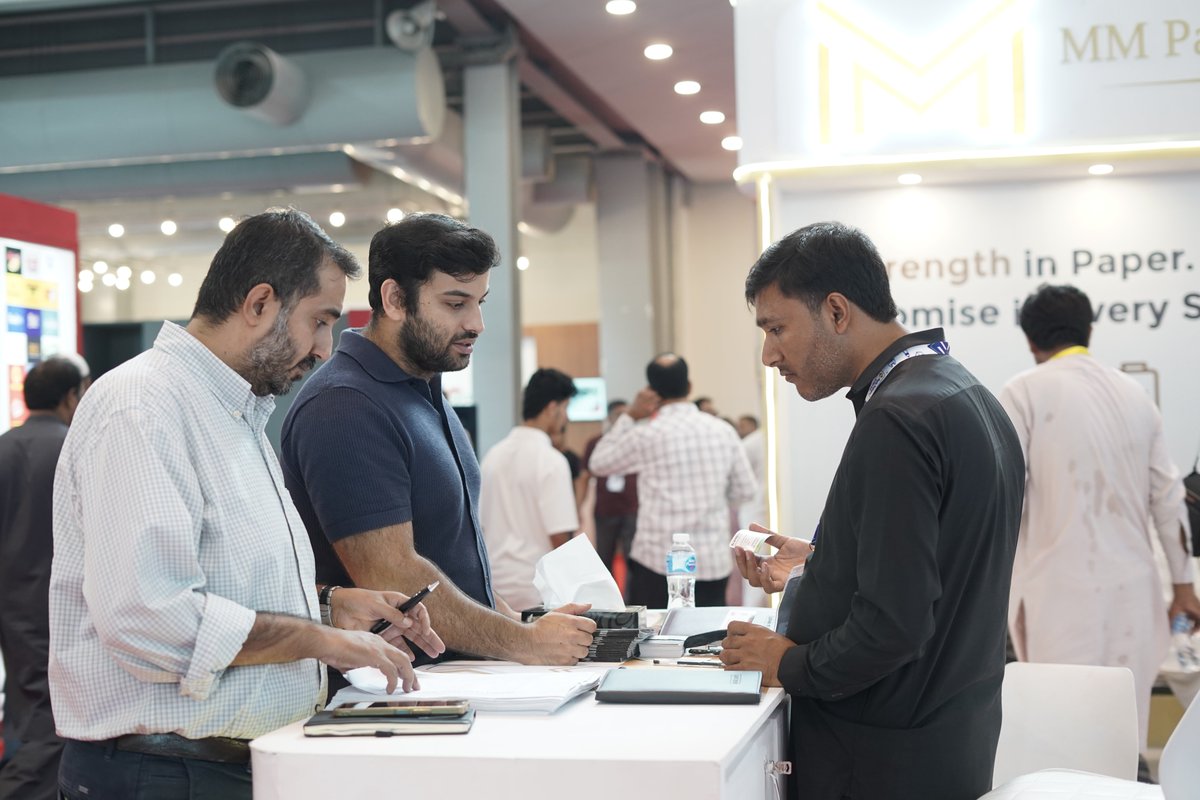 TransparentHand's tweet photo. On 𝐒𝐞𝐩𝐭𝐞𝐦𝐛𝐞𝐫 𝟏𝟑, 𝟐𝟎𝟐𝟔, Transparent Hands’ team was at Expo Centre Lahore. We connected with exhibitors, introduced them to @TransparentHand, and shared how we provide free surgical care to deserving patients across Pakistan.
#TransparentHands #HealthcareAccess https://t.co/WOkiyzh9xb