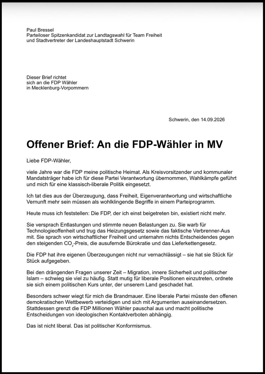 bressel_paul's tweet photo. OFFENER BRIEF AN DIE FDP-WÄHLER IN MECKLENBURG-VORPOMMERN: 
Die FDP ist im politischen Endstadium angekommen. Mitglieder gehen, Strukturen zerfallen, Funktionäre kämpfen um die letzten Posten. Diese Partei hat nicht nur ihre Wähler, sondern auch sich selbst aufgegeben. Mein offener Brief: