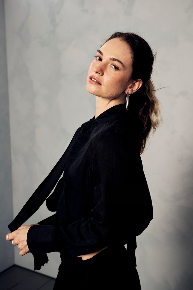 lilyjsource's tweet photo. Lily James photographed by Gareth Cattermole at the Getty Images Portrait Studio Presented By IMDb And IMDbPro during #TIFF. https://t.co/vxPO9PmbgI