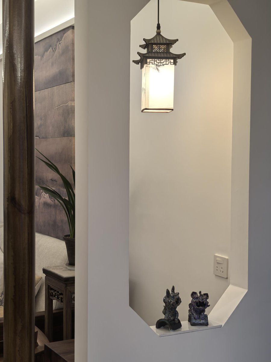 lily64033844's tweet photo. Absolutely in love with this Song dynasty-inspired interior. 
#HomeRenovation #ChineseAesthetics https://t.co/dslhu7GRte