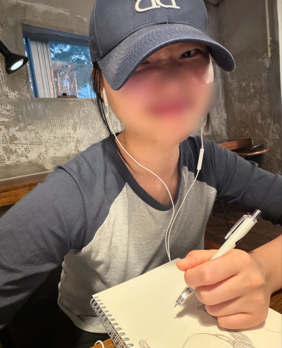 lu5clu's tweet photo. 쉬는날에 그림그리기

빵맛집찾으면 기부니가얼마나좋게요
샌디치공장돌리자 https://t.co/1Nx5ImYhVI