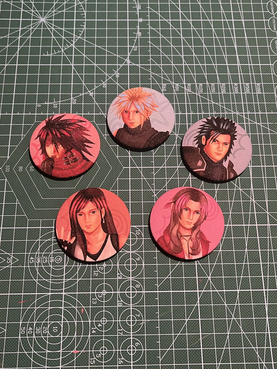 vengevamp_'s tweet photo. ff7 button pinnsss yayayayayaaa https://t.co/WvR0AHVoF2