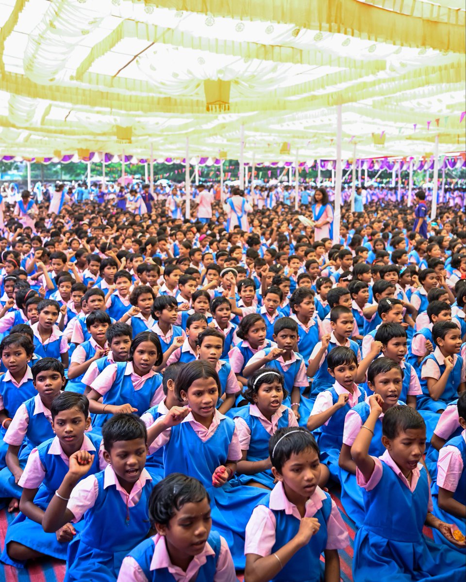 kissfoundation's tweet photo. Ganesh Puja at KISS was a beautiful celebration of faith, culture and togetherness.

Our students, faculty and staff came together to seek the blessings of Lord Ganesha, filling the campus with devotion, joy and festive energy.

As we welcome Vighnaharta, may his blessings bring wisdom to our students, strength to face every challenge and hope for every new beginning.