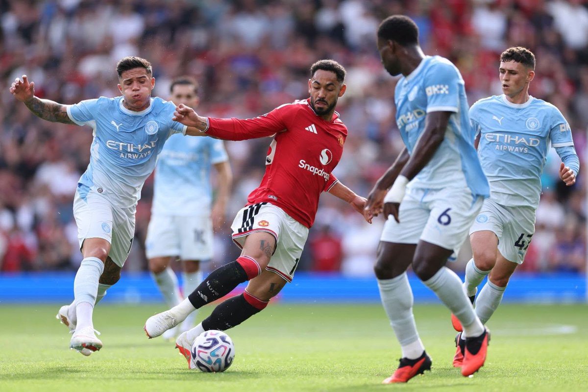 dennis_mayega's tweet photo. Of the three attackers, who should Carrick drop in the coming @ManUtd's games?
Your answer shall be read in #FinalWhistle with @BygieTalksball and @dennis_mayega on @GalaxyTVUg from 2-3pm.
#KbetUpdates https://t.co/Esf5NU6nib
