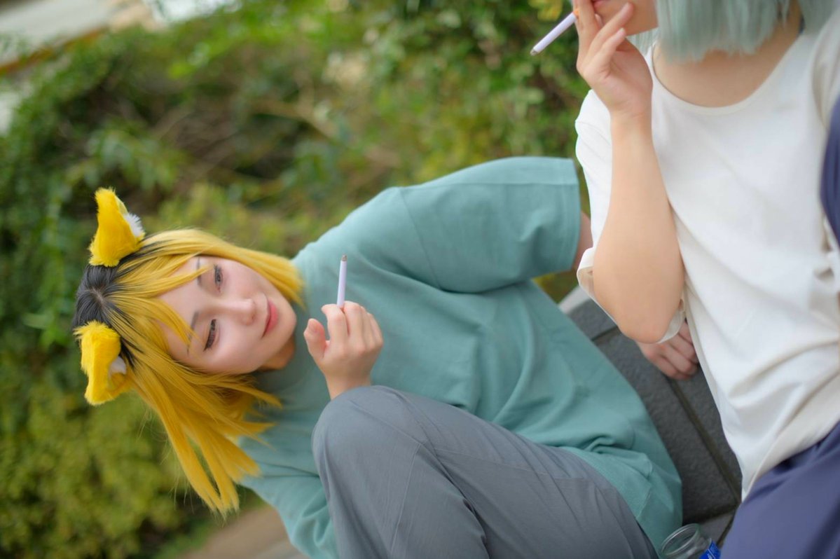 7iroBell's tweet photo. 【コスプレ】
ヤニねこ｜ヤクねこ

大好きな先輩(@akanacos710)を見つめる姿を撮影して頂きました！
こんなにニヤついて見つめているのかと、恥ずかしくなりました🫪

Photographer :@akaoni_SSBS さん

#Uアコスタ2026 #アコスタ池袋 https://t.co/rkA6xybqhd