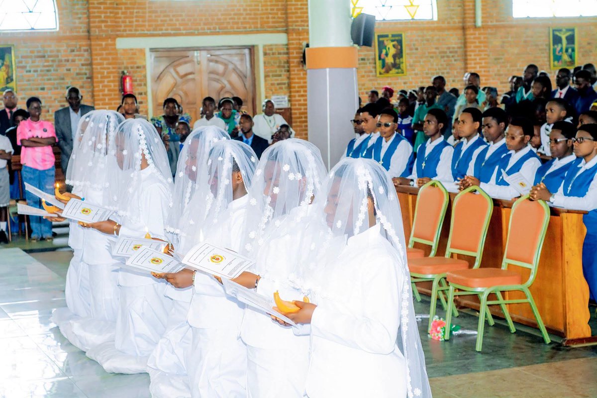 COSUMARsec65281's tweet photo. Amasezerano ya mbere
Les soeurs Oblates du Christ Rois 
Le 12.09.2026 https://t.co/Rb63sDeLs7
