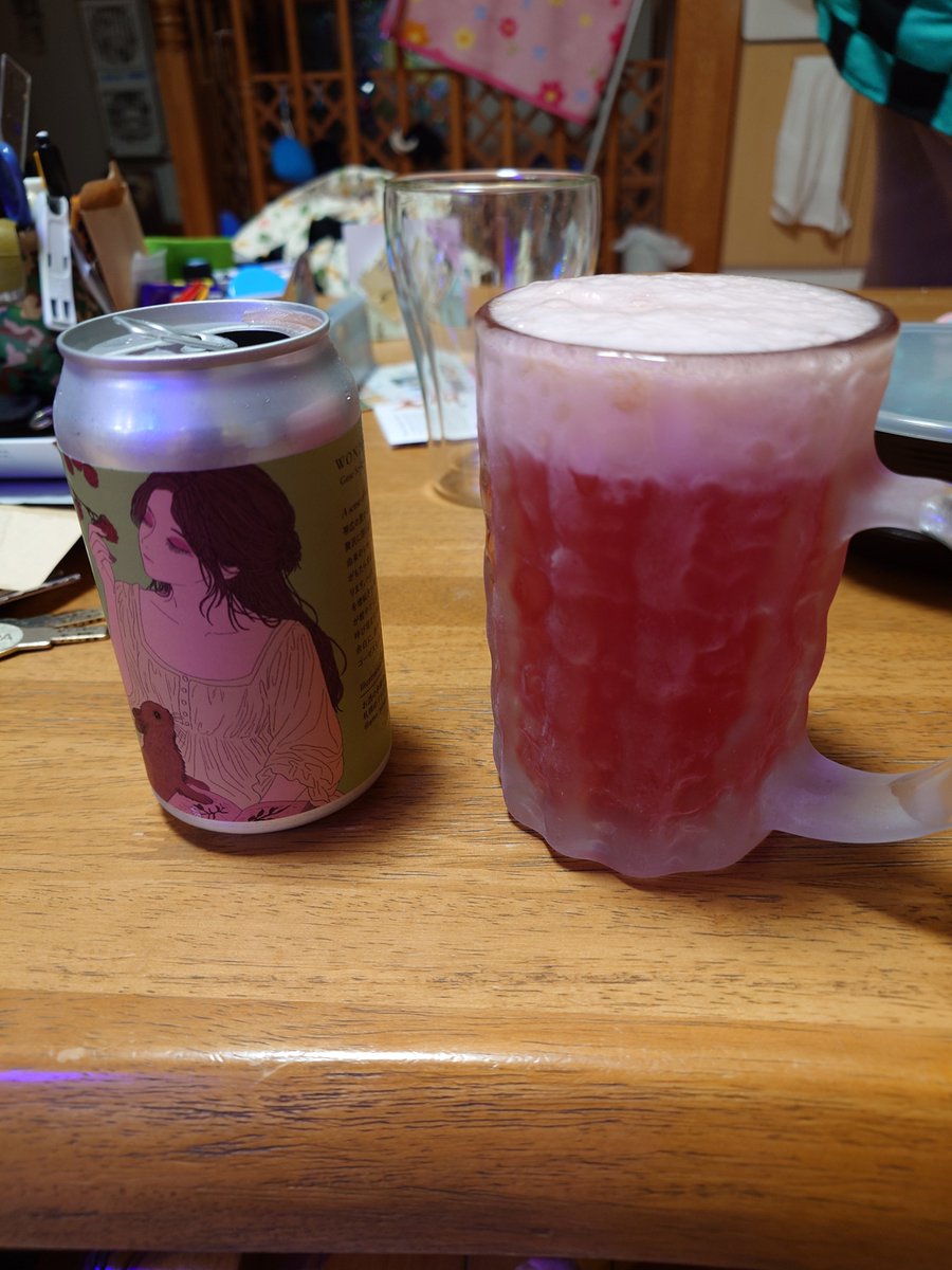 omoedatoukue's tweet photo. 帯広発泡酒　フルーティでラズベリーの酸味を感じる発泡酒 https://t.co/7jqrdwqLeE