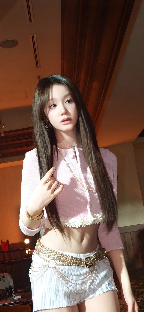 exxarbi's tweet photo. #PHARITA #파리타 https://t.co/SH7yVbGZ0t