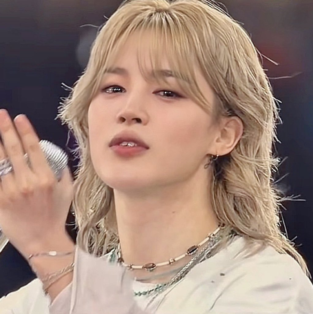 PJimin83326's tweet photo. https://t.co/8AKebVIgpH