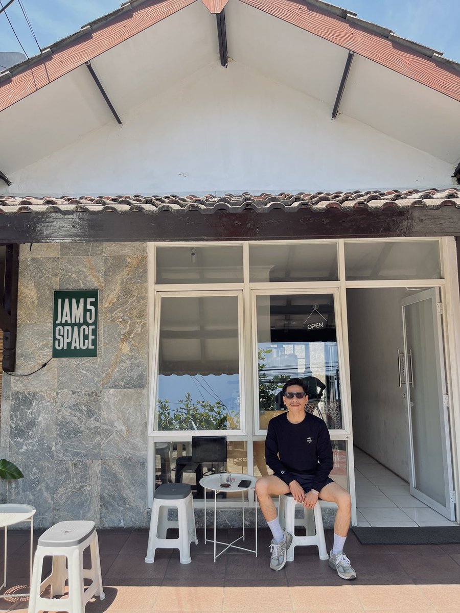 Hansuuke's tweet photo. Ice black seger banget after running https://t.co/DkcVhRbRDl