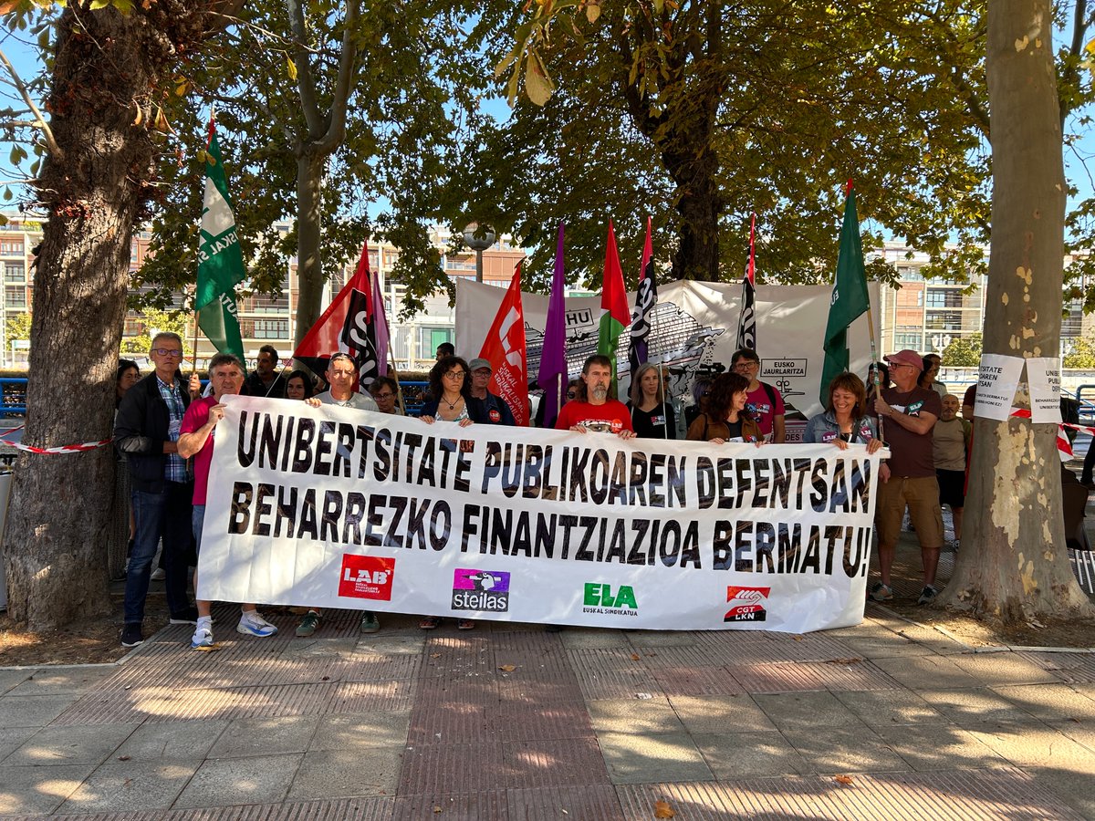 halabedi's tweet photo. EHUren azpifinantzaketa salatu dute sindikatuek

https://t.co/uPNVoTVLgj https://t.co/dFz4VPCY0y