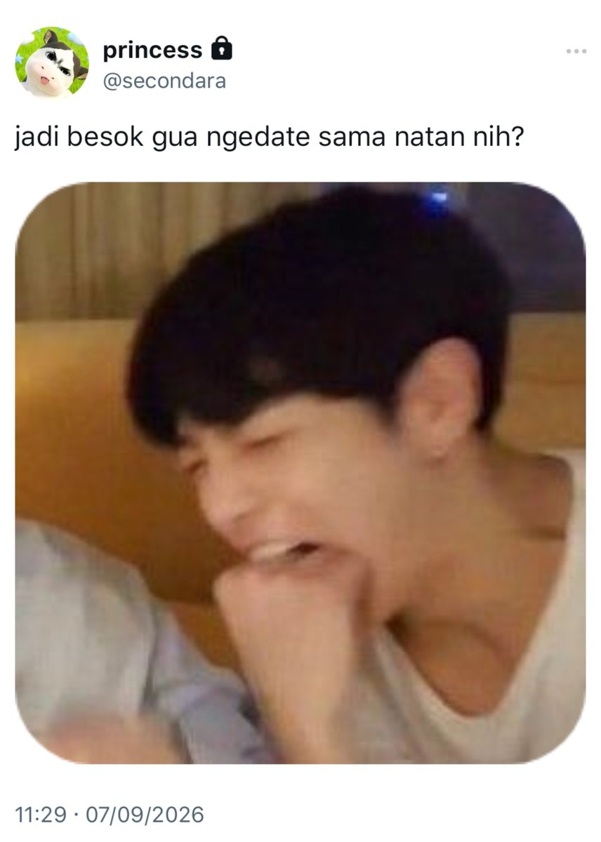 bonobonomay's tweet photo. 34. di chat keliatan cuek, aslinya udah mau kayang saking senengnya https://t.co/wI6H0ZLaNs