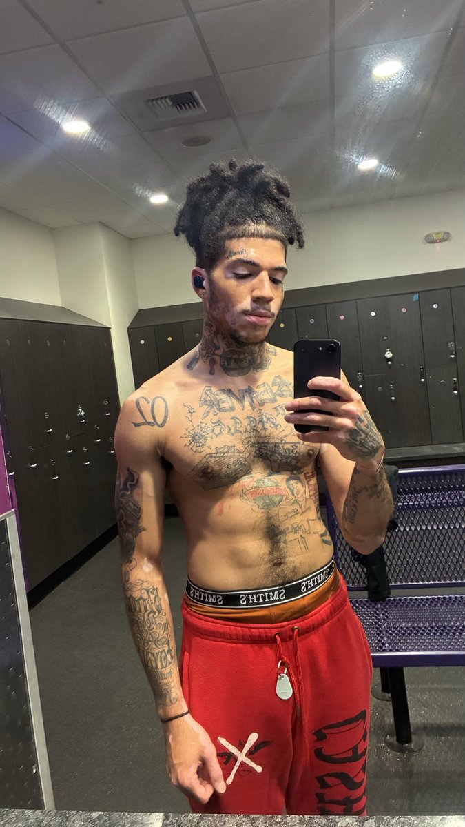 Ag14x19's tweet photo. 👅🌶️ https://t.co/ukK6afvgMQ