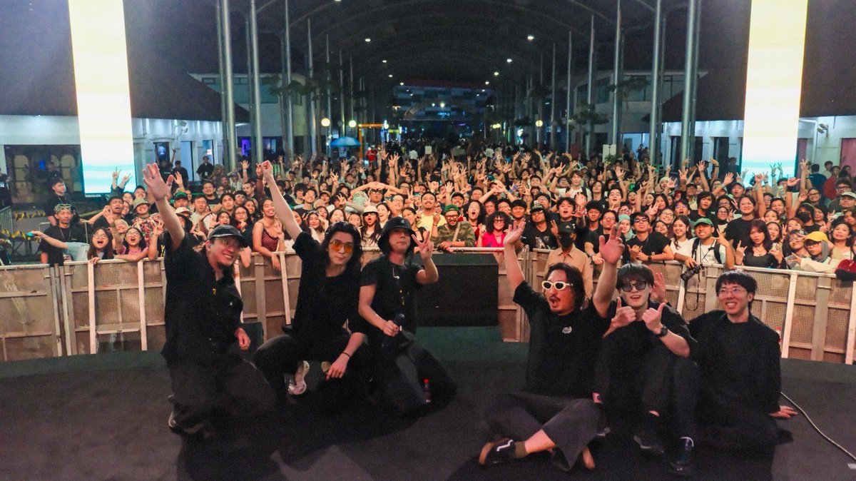 FM802_MG's tweet photo. 9月14日(月)告知
#FM802 #802MG
✅25時台

#Blackpetrol インタビュー！
インドネシアで密着取材した模様をお届け🇮🇩

radikoで聴く▶︎ https://t.co/DXIVC2JFdK https://t.co/opcjP5jm7t