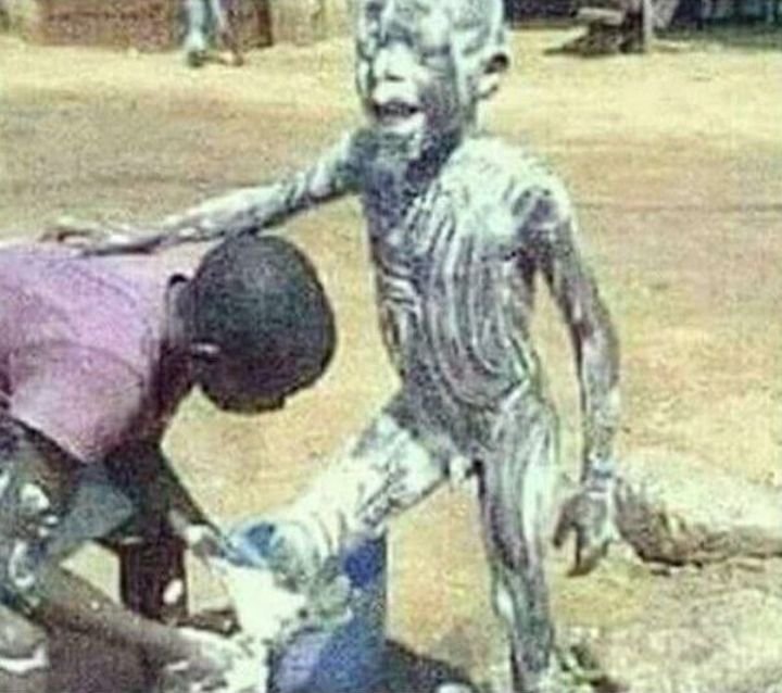 JacobNyamari1's tweet photo. @wil_sonn1 Wekesa amepelekwa bafu  by force 💔😂😂😂 https://t.co/f8MvHg0HAi