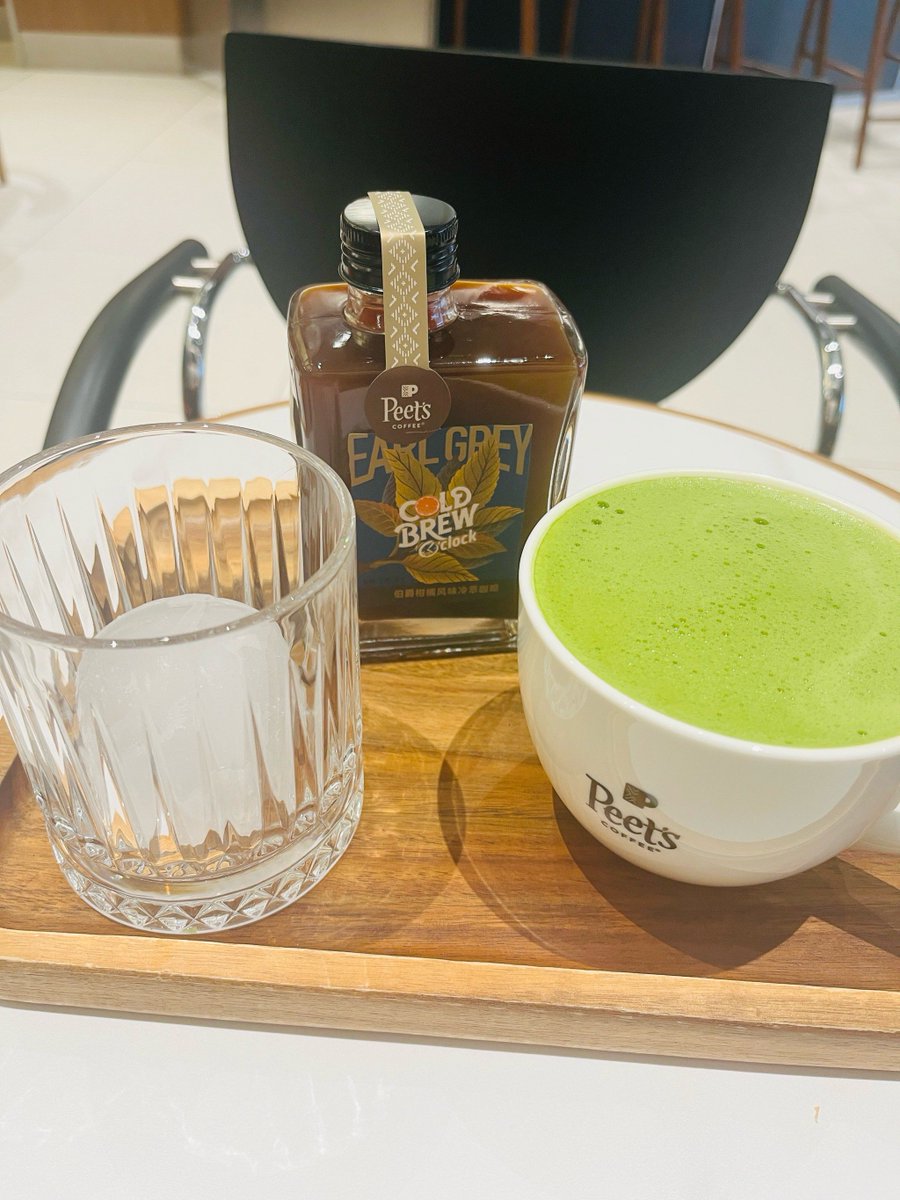 VernonRegos's tweet photo. Just restocked our snack shelf with the new matcha Pocky and cold-brew coffee! Perfect pick-me-up for your busy day , https://t.co/P640yTmayq
