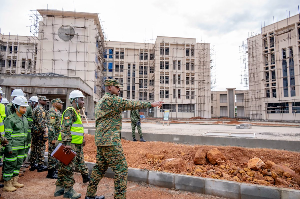 BalaamBarugahar's tweet photo. Thank you our Hands on strategic leader General @mkainerugaba.  
Impressed with the quality of work now 87% complete -December  commissioning . 

CDF Gen MK  has commended the UPDF Engineering Brigade for the impressive progress on the new MoDVA/UPDF Headquarters at Mbuya, now 87% complete and on course for commissioning in December.

Built entirely by UPDF engineers, this landmark twin-tower complex will provide a modern, unified command hub with advanced communication, command and digital systems.

The CDF thanked the engineers for their dedication and assured them their hard work will be specially recognised.

Modern infrastructure. Stronger coordination. Stronger UPDF. Stronger Uganda.
