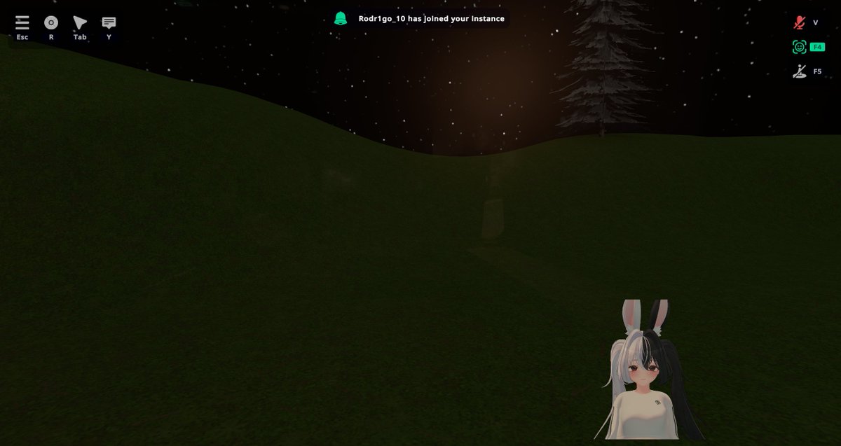 kadeko_dev's tweet photo. Regarding to HUD change in #VRChat:
I think the HUD doesn't need a change at all and it's even worse now. I'll explain in this thread 🧵
Please note that this is all in Open-Beta still, but I am afraid the change is still going to happen anyways. https://t.co/TMSCQSL8Wf