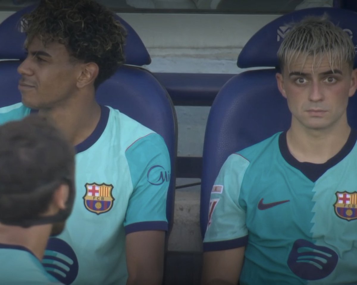 y0be_'s tweet photo. Lamine: hostia ese k viene por ahí no es Ferran, k bien cuanto tiempo sin verle 😊😊
Pedri: https://t.co/ZzK1Rysf7z