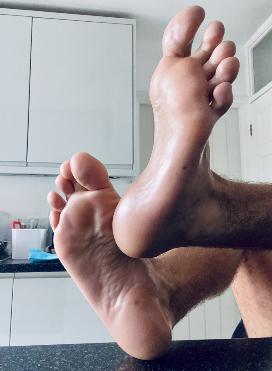 MrFeetz8's tweet photo. You are under my control!
My feet own you entirely.
#feet #toes #menfeet #soles #mendom #findom #onlyfans #gay #gayfeet https://t.co/igJOqN70oS