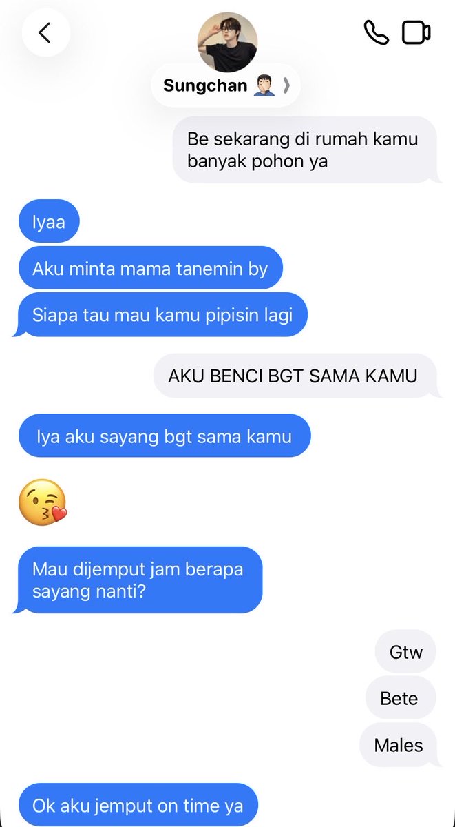 0321ams's tweet photo. syongton one tweet from yme, the chats after 😂🦶 https://t.co/lBN0hOGz7g