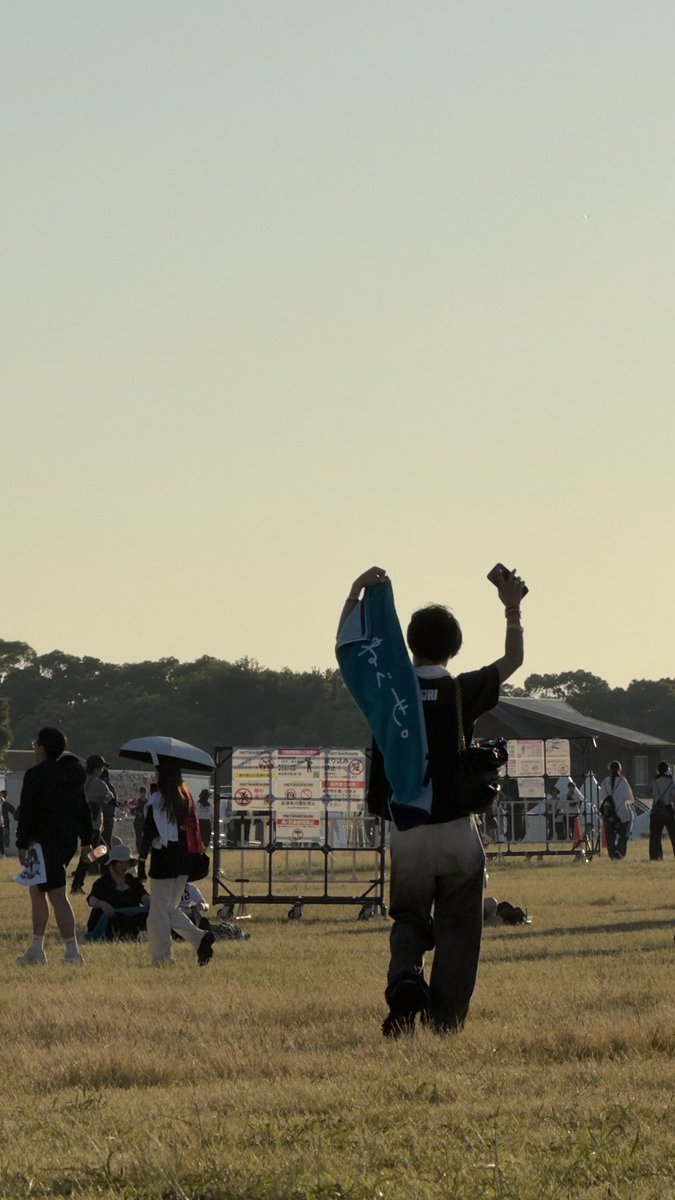 04_shi_9's tweet photo. 04東京
仲良くしてください！！!!
同年代の友達と連番できる友達ほしい！！
#日曜日だし邦ロック好きな人と繋がりたい 
#日曜日だし邦ロック好きと繋がりたい 
#邦ロック好きな人と繋がりたい https://t.co/PNlSZQCQYJ