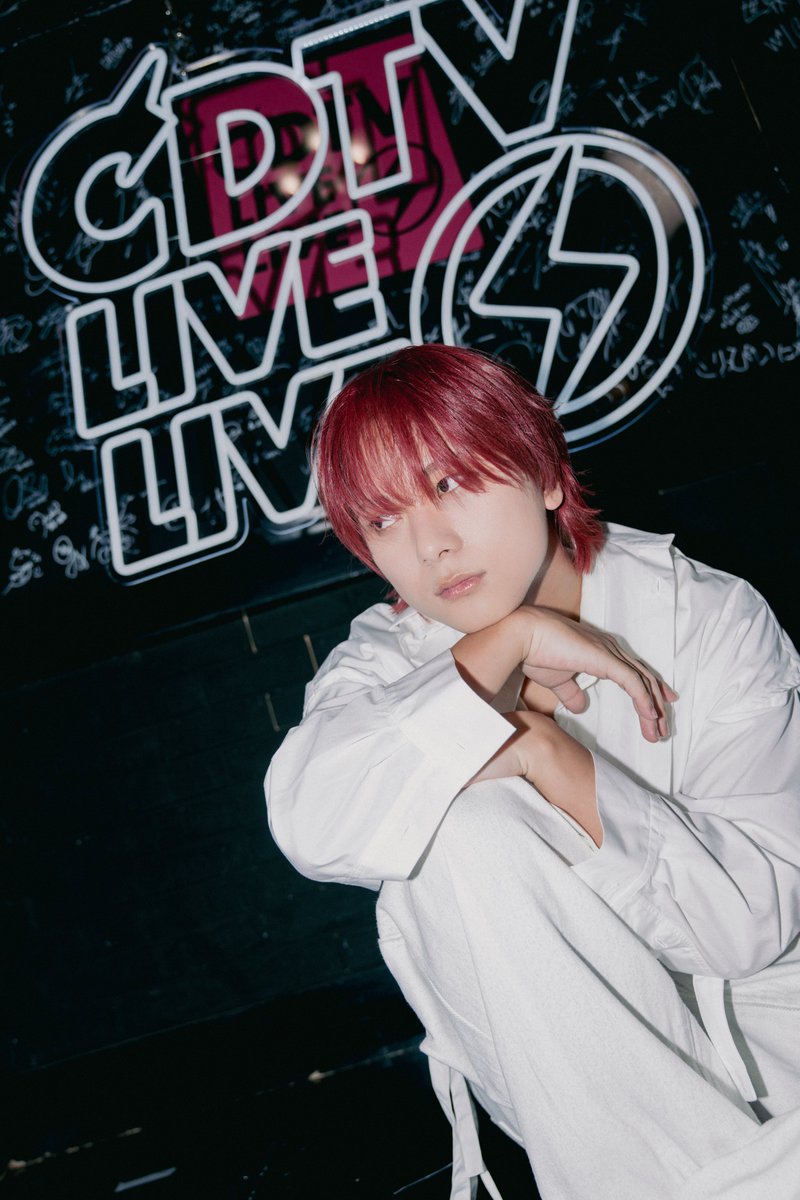 LIL_LEAGUE_'s tweet photo. #CDTVライブライブ
@TBSCDTV

🐯岡尾真虎
☞年齢：18歳
☞出身：京都府
☞誕生日 : 2008/5/7
☞血液型：O型

全員が通り終わるまで、
いつも扉をおさえて開けていてくれる優しさがあります。

──────────
僕を探してた
🎧https://t.co/6CchrR6Jvf
🎥https://t.co/5AXvXzXaFJ
──────────

#LILLEAGUE #僕を探してた