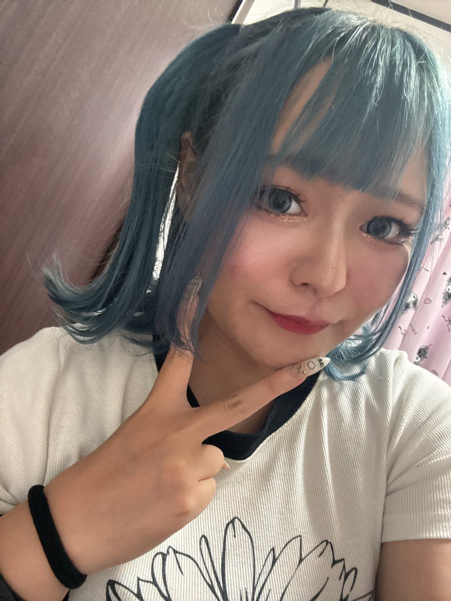reality_mi_'s tweet photo. ハーフツイン😼 https://t.co/uA6Ug9NF1U