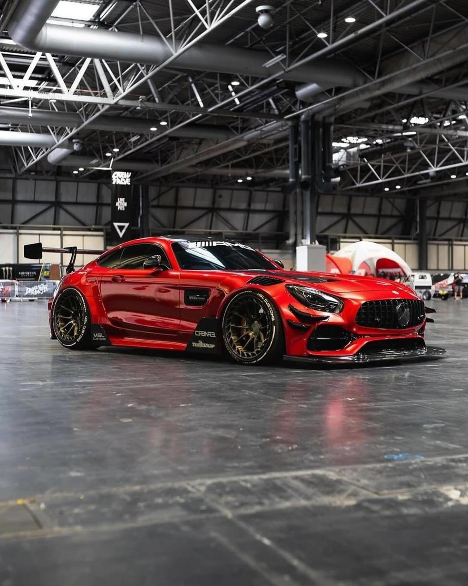 streetjour's tweet photo. Mercedes ⚫️ ❤️💢 https://t.co/eYAY3M1nw7
