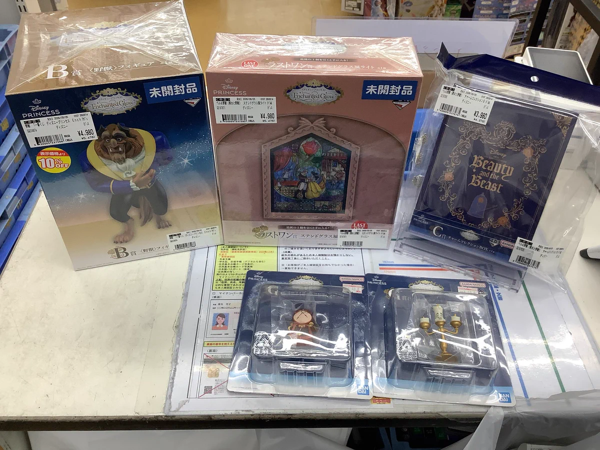 ディズニー 一番くじ ラストワン フィギュア チャームステッカーセット 古本市場 庄内店 on X: 
