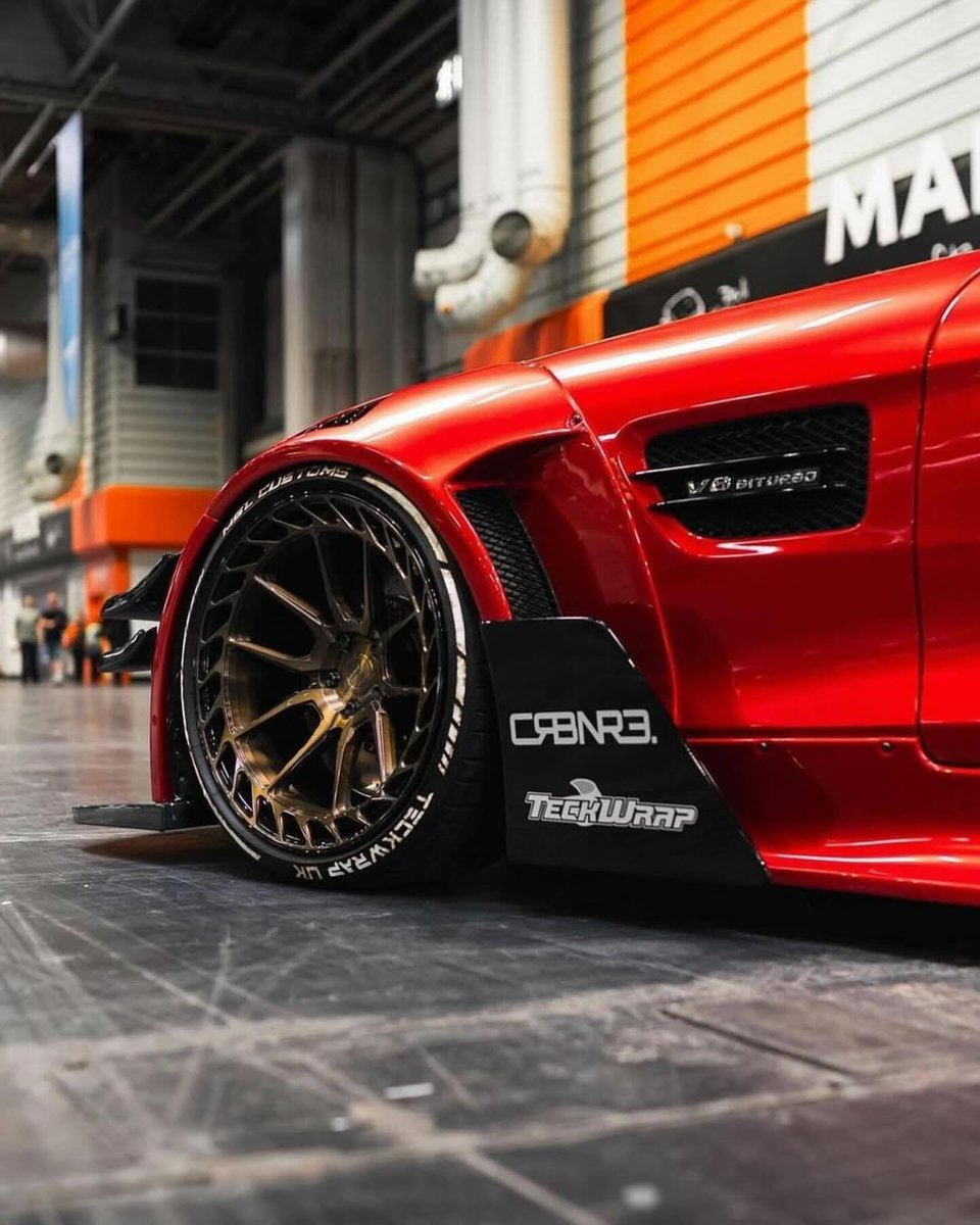 streetjour's tweet photo. Mercedes ⚫️ ❤️💢 https://t.co/eYAY3M1nw7