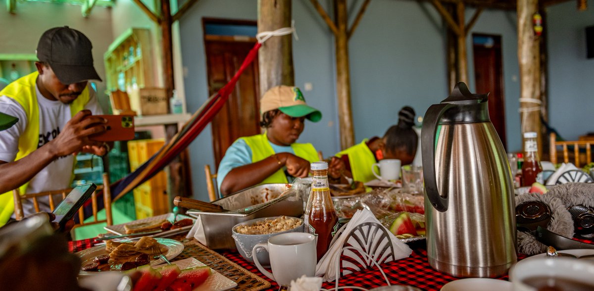 RonnieMc79924's tweet photo. Enjoy a delicious breakfast at Equator Campsite & Lodges & make your visit to Kasese even more memorable
Book your stay during the #OpenParksDays &be part of the Ugandan experience exploring, relaxing&creating unforgettable memories in the beautiful Kasese
#ExploreKasese https://t.co/h0NTiR3aNS