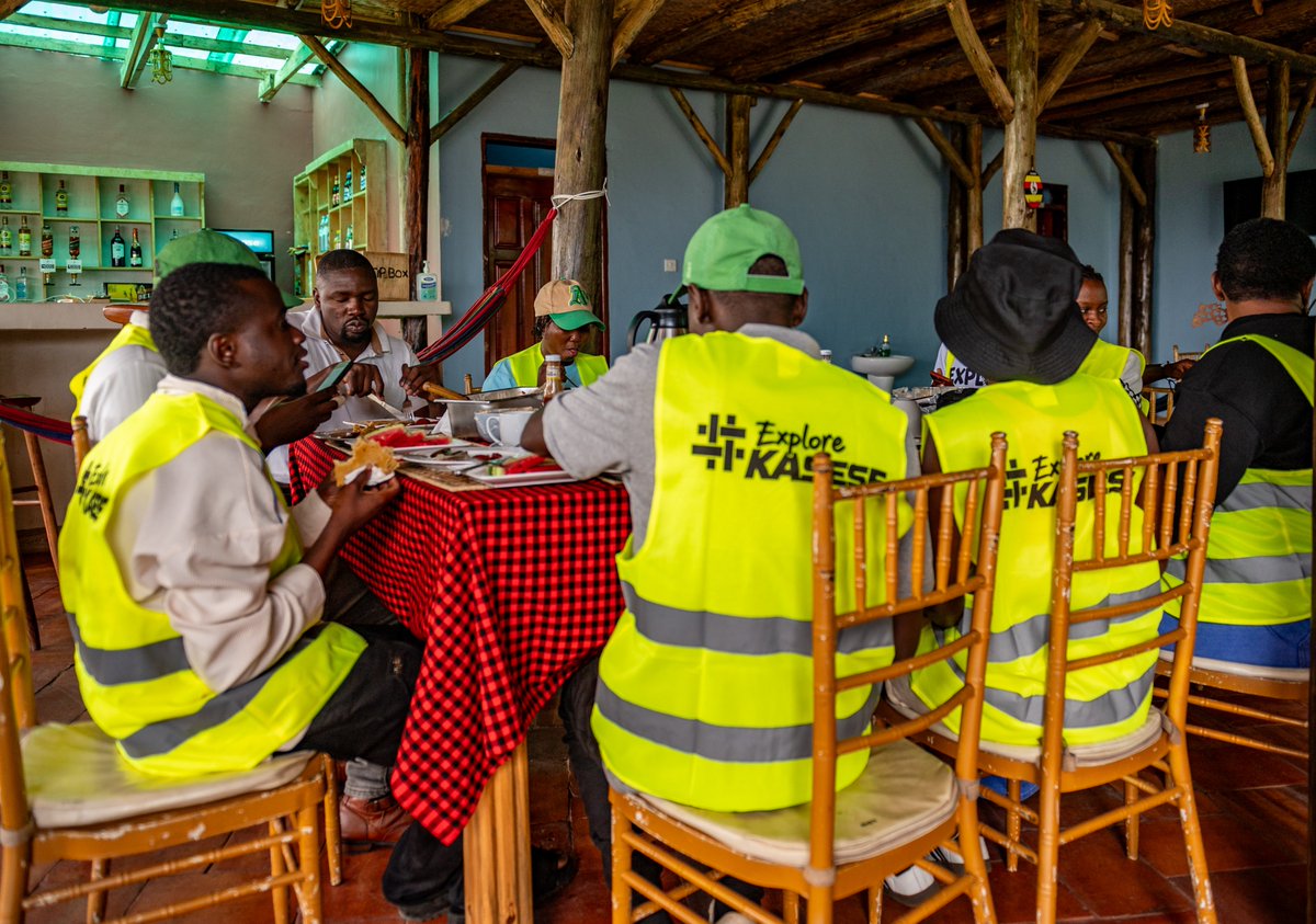 RonnieMc79924's tweet photo. Enjoy a delicious breakfast at Equator Campsite & Lodges & make your visit to Kasese even more memorable
Book your stay during the #OpenParksDays &be part of the Ugandan experience exploring, relaxing&creating unforgettable memories in the beautiful Kasese
#ExploreKasese https://t.co/h0NTiR3aNS