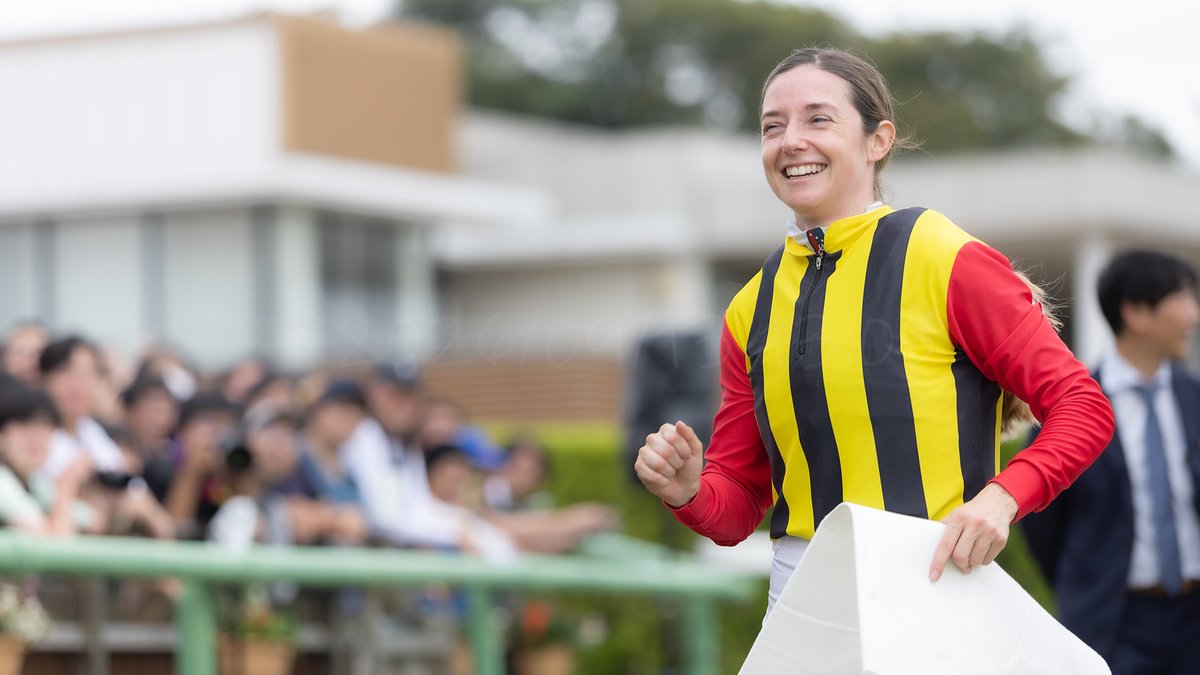 MickaelleMichel's tweet photo. 昨日は中山で今期の1勝目・2勝目をあげました…7年越しのJRAでの勝利に感極まって、涙をこらえることができませんでした😭

スローブギ・オートカリテの両陣営の皆様、そして馬主の皆様方に多大なる感謝を申し上げます🙏🏻🤍

ここから勢いに乗ってもっと勝ちたいです！💪🏻 https://t.co/25gaHXBajv
